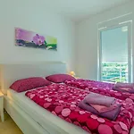 Villa Stefanja Kids Friendly With Sea View Near Fazana *