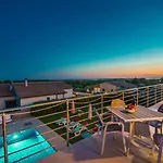 Stefanja Kids Friendly With Sea View Near Fazana Villa *