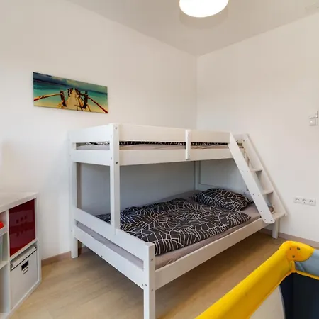 Villa Stefanja Kids Friendly With Sea View Near Fazana Galižana