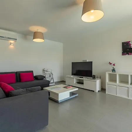 Stefanja Kids Friendly With Sea View Near Fazana Villa